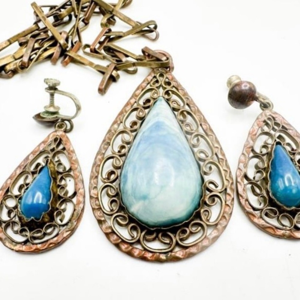 VINTAGE MEXICO NECKLACE AND EARRING SET‎